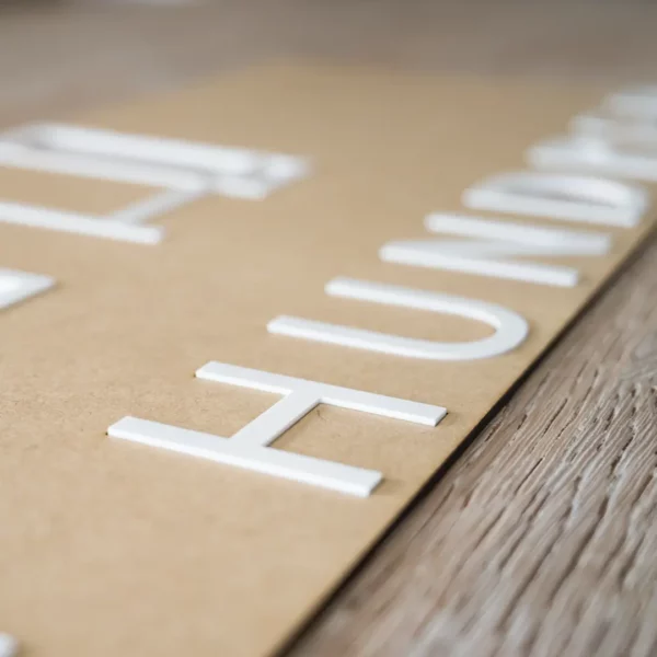Logo aan de muur -wit - Afbeelding 4